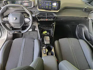 Peugeot 208 1.2 Hybrid 145cv GT