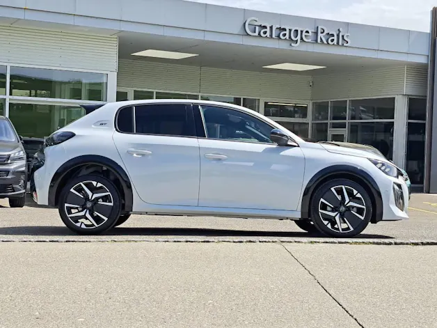 Peugeot 208 1.2 Hybrid 145cv GT