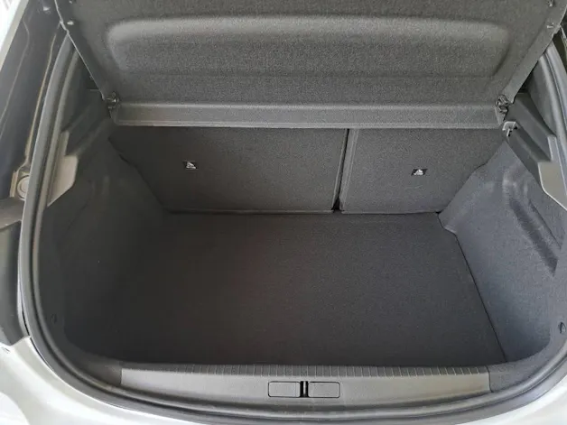 Peugeot 208 1.2 Hybrid 145cv GT