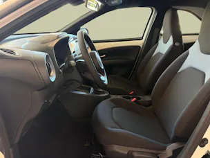 Toyota Aygo X 1.5 VVT-i HSD Comfort