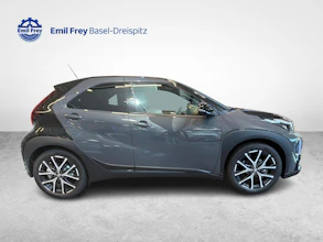 https://vehicle.imgix.net/4302647/cc539d81-c46f-4ad0-9d33-8d2530cb481d.jpg