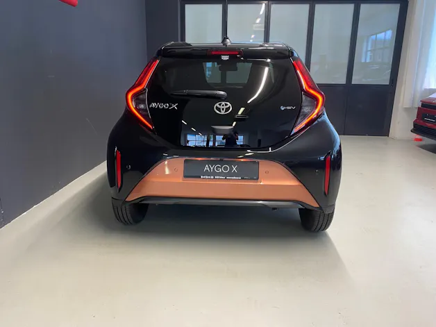 Toyota Aygo X 1.5 VVT-i HSD Style