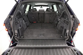 https://vehicle.imgix.net/4302707/f23293f7-319d-4f47-9cab-e35e4227cad5.jpg