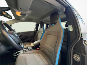 https://vehicle.imgix.net/4302718/2a0242ac-4602-43ea-a721-682b1be0c080.jpg