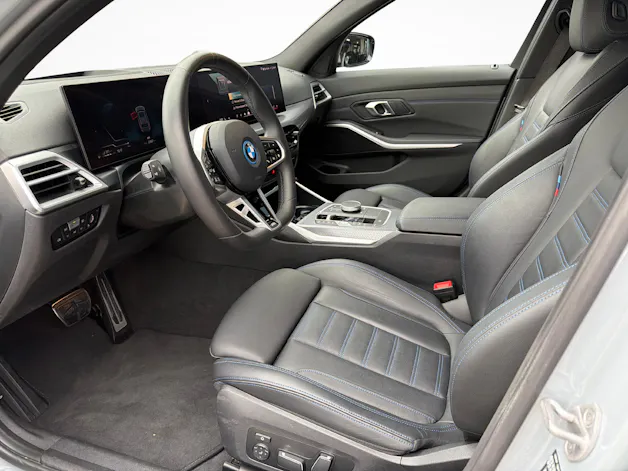 BMW 330e xDrive SAG Touring