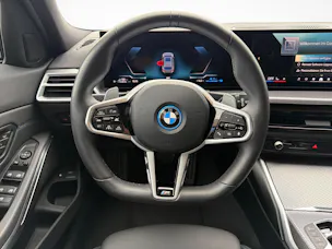 BMW 330e xDrive SAG Touring