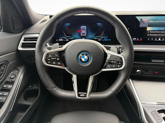 BMW 330e xDrive SAG Touring