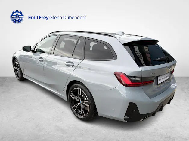 BMW 330e xDrive SAG Touring