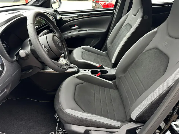 Toyota Aygo X 1.5 VVT-i HSD GR Sport