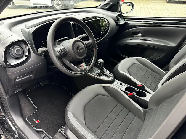 Toyota Aygo X 1.5 VVT-i HSD GR Sport