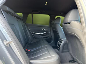 Fahrzeugbild BMW 320d xDrive SAG Touring