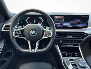 https://vehicle.imgix.net/4302805/97a99624-2023-4592-8777-bb56db6c7013.jpg