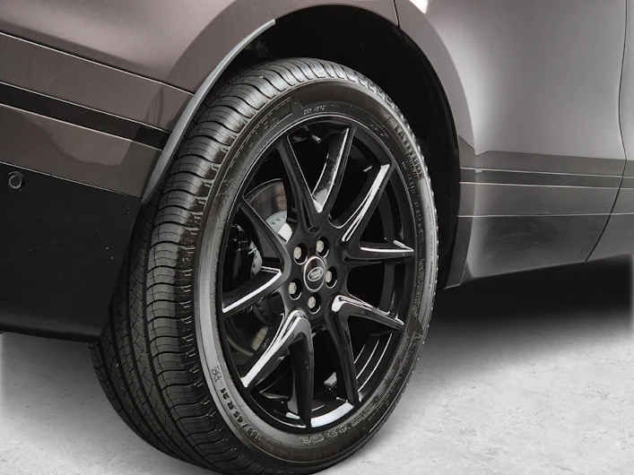 image du véhicule LAND ROVER RANGE ROVER VELAR