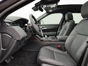 https://vehicle.imgix.net/4302828/a1d659c3-e6b5-460f-aba2-40056502c41a.jpg