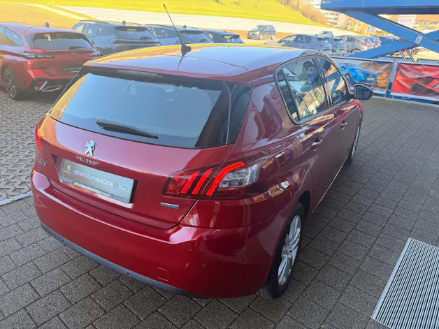 Peugeot 308 1.6 BlueHDi Allure