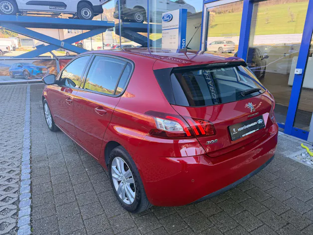 Peugeot 308 1.6 BlueHDi Allure
