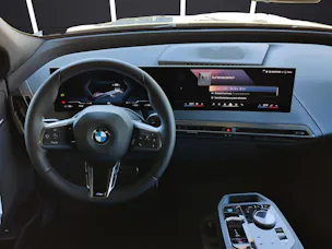 BMW iX xDrive60