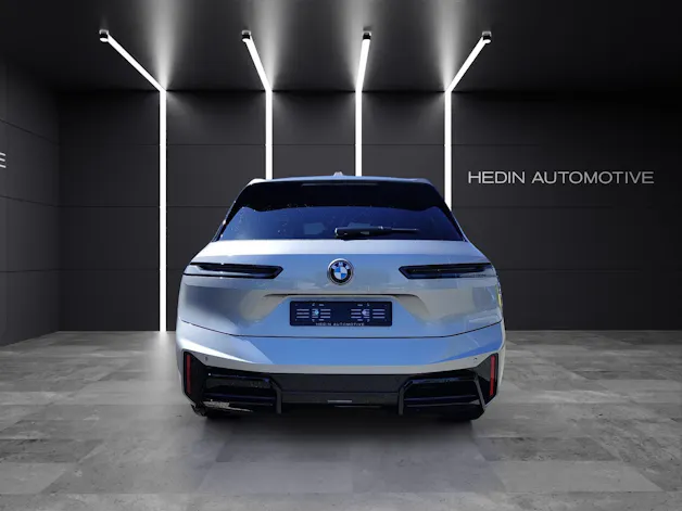BMW iX xDrive60