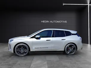 BMW iX xDrive60