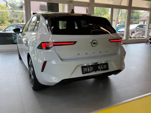 Opel Astra 1.2 T Hybrid Ultimate