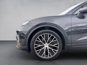 Porsche Macan 4
