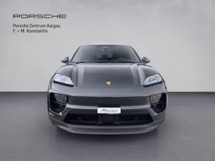 Porsche Macan 4