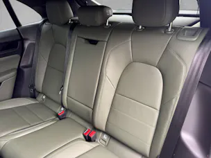 Porsche Macan 4