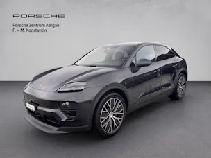 Porsche Macan 4