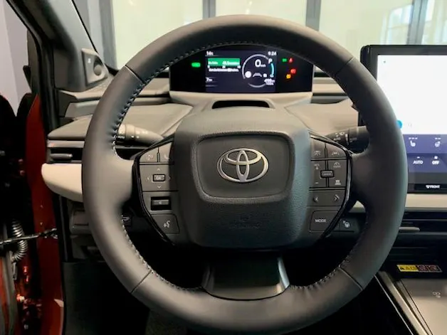 Toyota C-HR+ Premium AWD