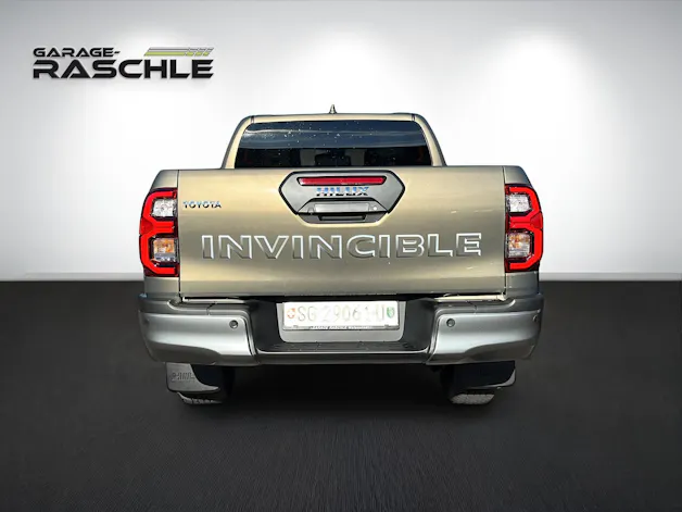 Toyota Hilux Double Cab.-Pick-up 2.8 D-4D MHEV 204 Invincible