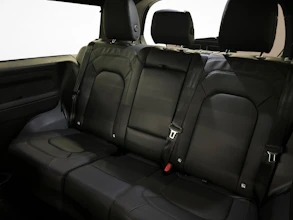 https://vehicle.imgix.net/4303026/4d720636-06aa-42f3-b867-c3033bcfe5c7.jpg