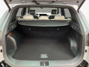 https://vehicle.imgix.net/4303075/f681654d-4af3-4e88-a70b-901e079be63a.jpg