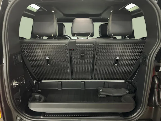 Land Rover Defender 90 3.0 D I6 350 X-Dynamic HSE