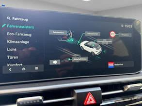 https://vehicle.imgix.net/4303102/35effbf3-dcc1-4ac4-8e23-70f08cccc379.jpg