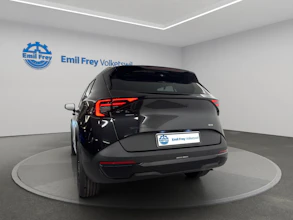 https://vehicle.imgix.net/4303102/f2b74f2a-58d7-4dfc-8573-f74b4c77535a.jpg