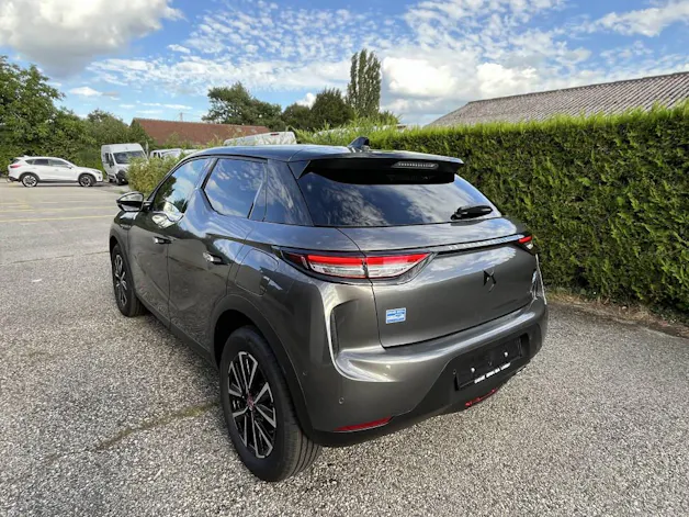 DS Automobiles 3 Crossback 1.2 PureTech 130 Ligne Noire