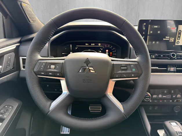 Mitsubishi Outlander 2.4 PHEV Sport 4x4