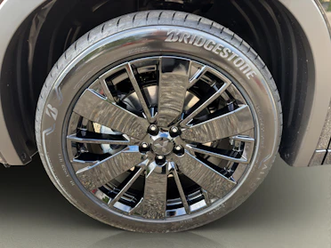 MITSUBISHI OUTLANDER 20