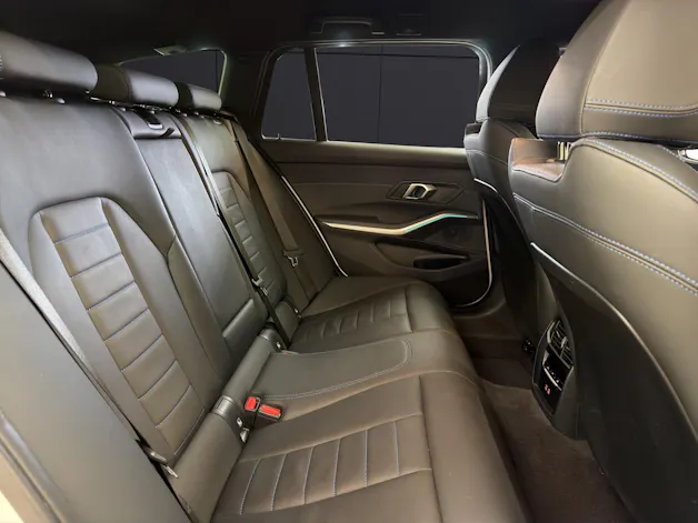 BMW 320d xDrive Touring