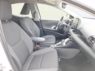 Toyota Yaris 1.5 VVT-i HSD Trend