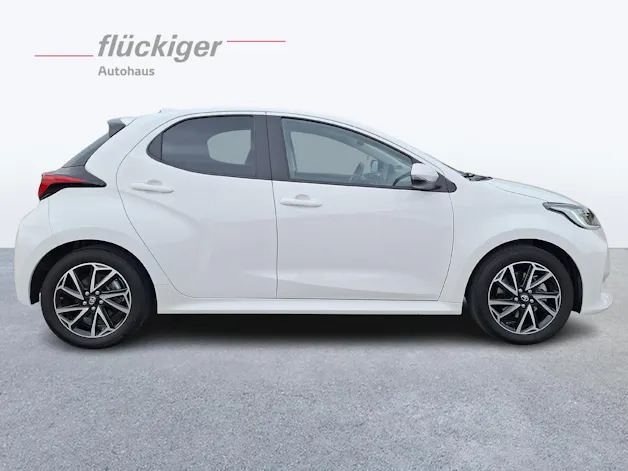 Toyota Yaris 1.5 VVT-i HSD Trend