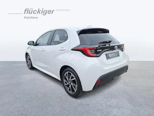 Toyota Yaris 1.5 VVT-i HSD Trend