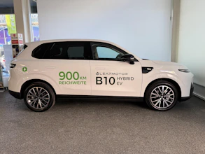 https://vehicle.imgix.net/4303182/6e9d1328-0a38-48b8-b38e-217ddcb0def3.jpg