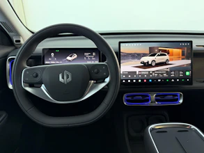 https://vehicle.imgix.net/4303182/7ec83b3c-dd45-4dc2-94dd-3903e5c7e5da.jpg