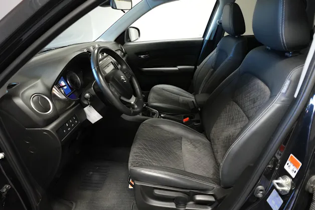 Suzuki S-Cross 1.4 T Compact Top Hybrid 4x4