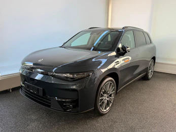 Fahrzeugbild LEAPMOTOR C10 EV AWD Fahrzeugbild LEAPMOTOR C10 EV AWD