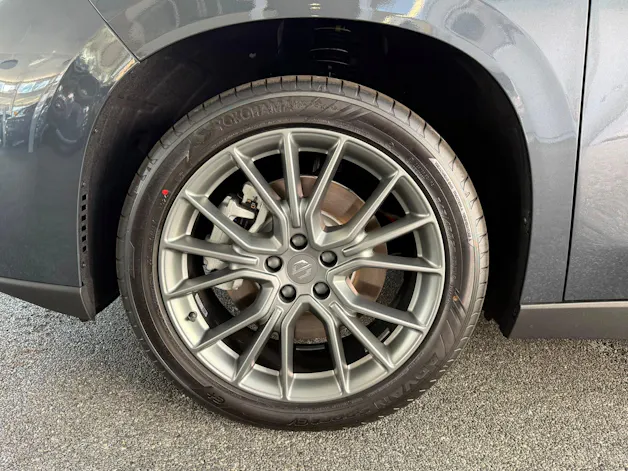 Leapmotor C10 EV AWD