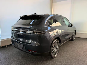 https://vehicle.imgix.net/4303232/675428d4-99f8-4e5e-825b-f9007f904ddb.jpg