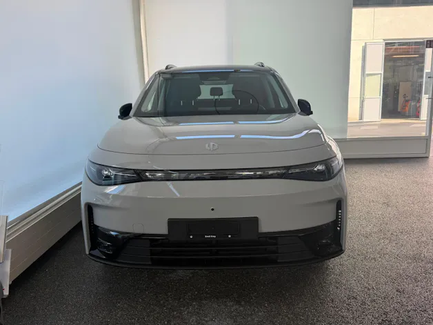 Leapmotor C10 EV AWD