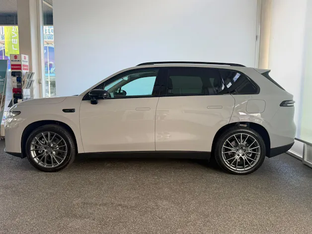 Leapmotor C10 EV AWD